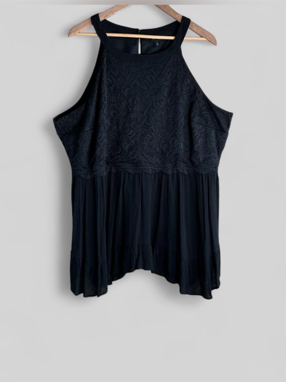 Torrid Black Lace Halter Babydoll Tank Top Size 2 (18)